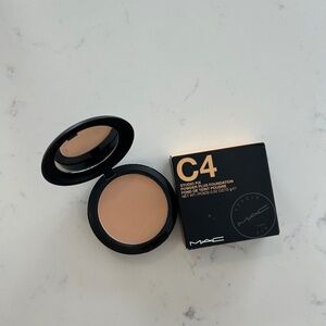 MAC Studio Fix powder foundation C4 NWT
